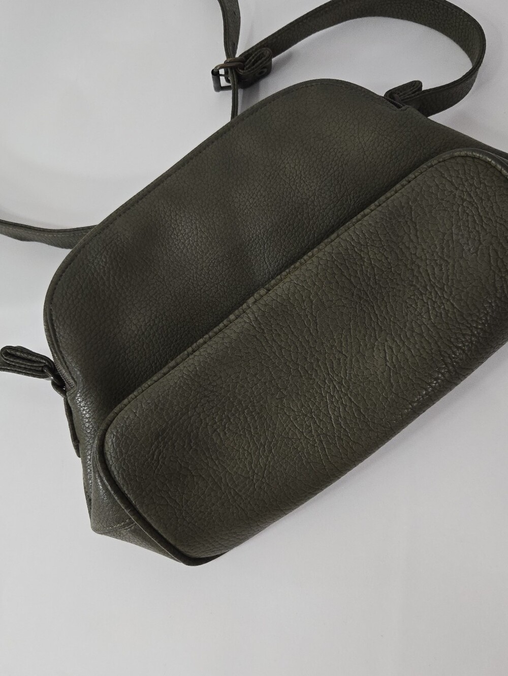 Cute vintage style cross body purse - Picture 5 of 12
